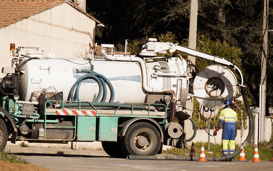 débouchage douche Montainville